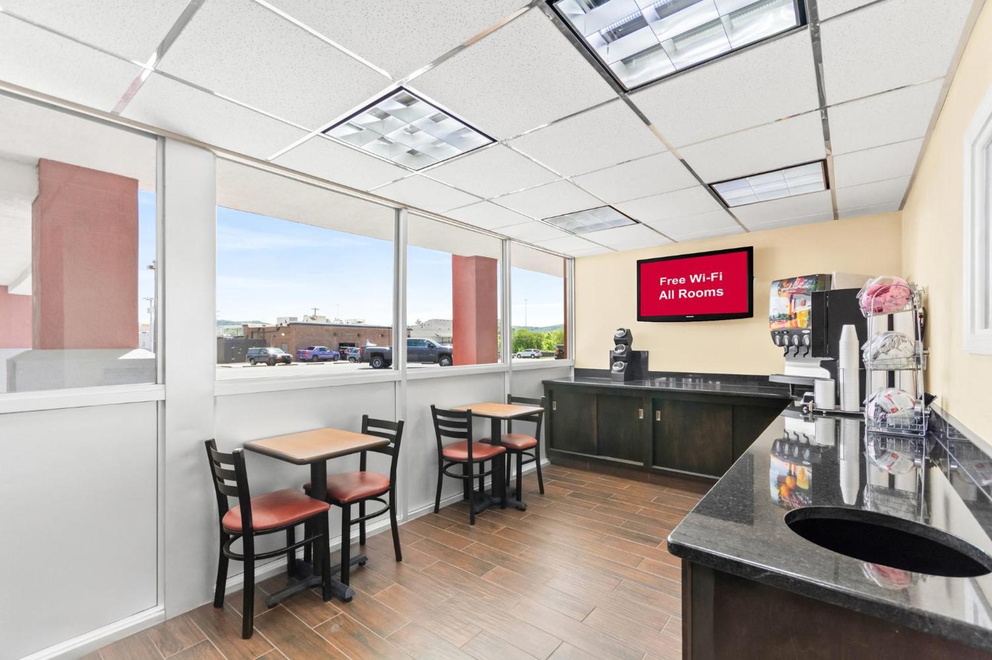 Red Roof Inn بيريا المظهر الخارجي الصورة