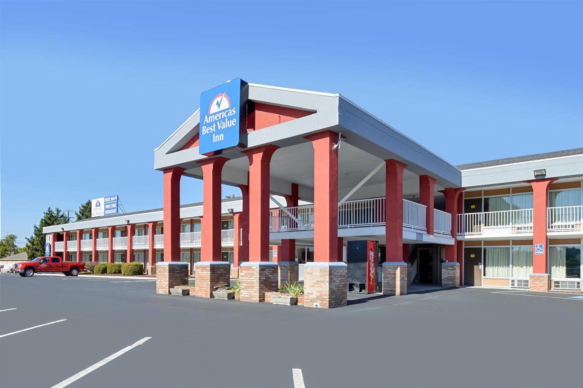 Red Roof Inn بيريا المظهر الخارجي الصورة